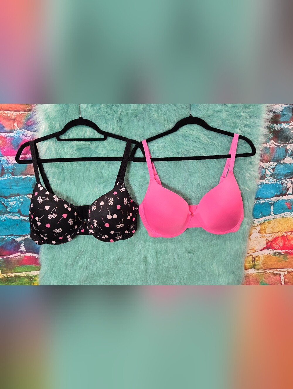 Bundle Of Two New Without Tags Juicy Couture Bras Lightly Padded Size 40 D